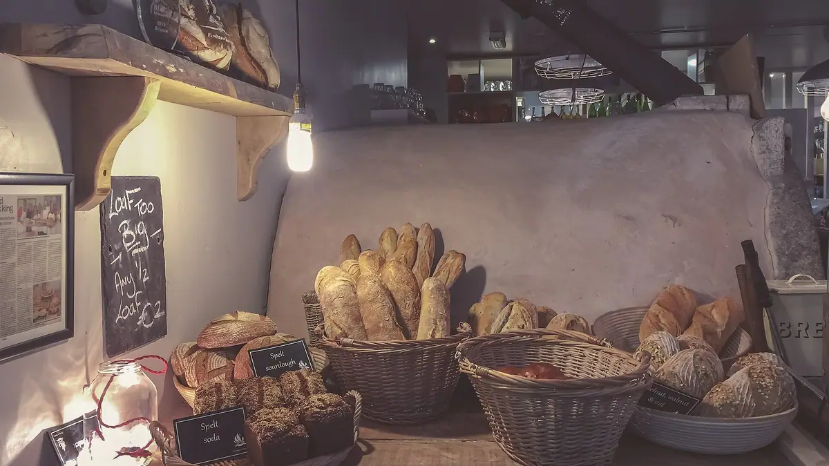 Al Bahri Lebanese – middle eastern bakery in Marylebone, London